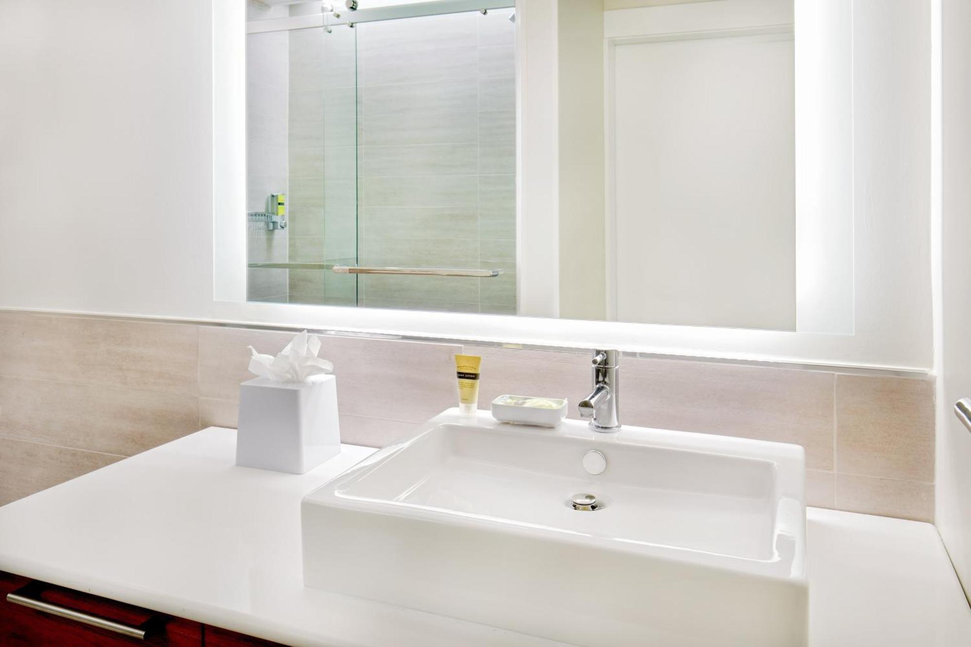 Element Chelmsford Hotel Екстериор снимка